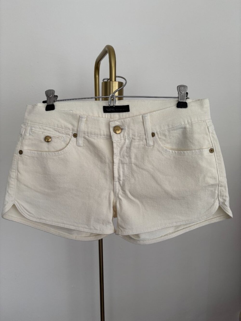 Work Custom Low Rise Pockets White Denim Jean Shorts NWT Size 28